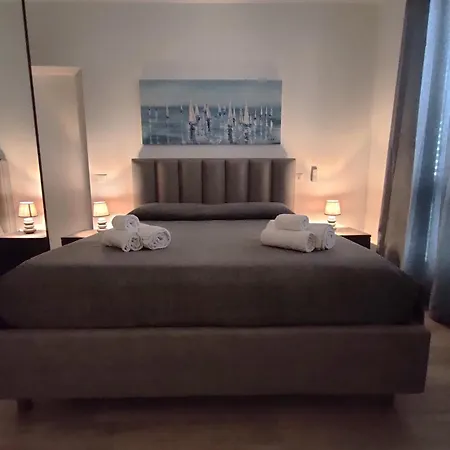 Les Voiles Apartment